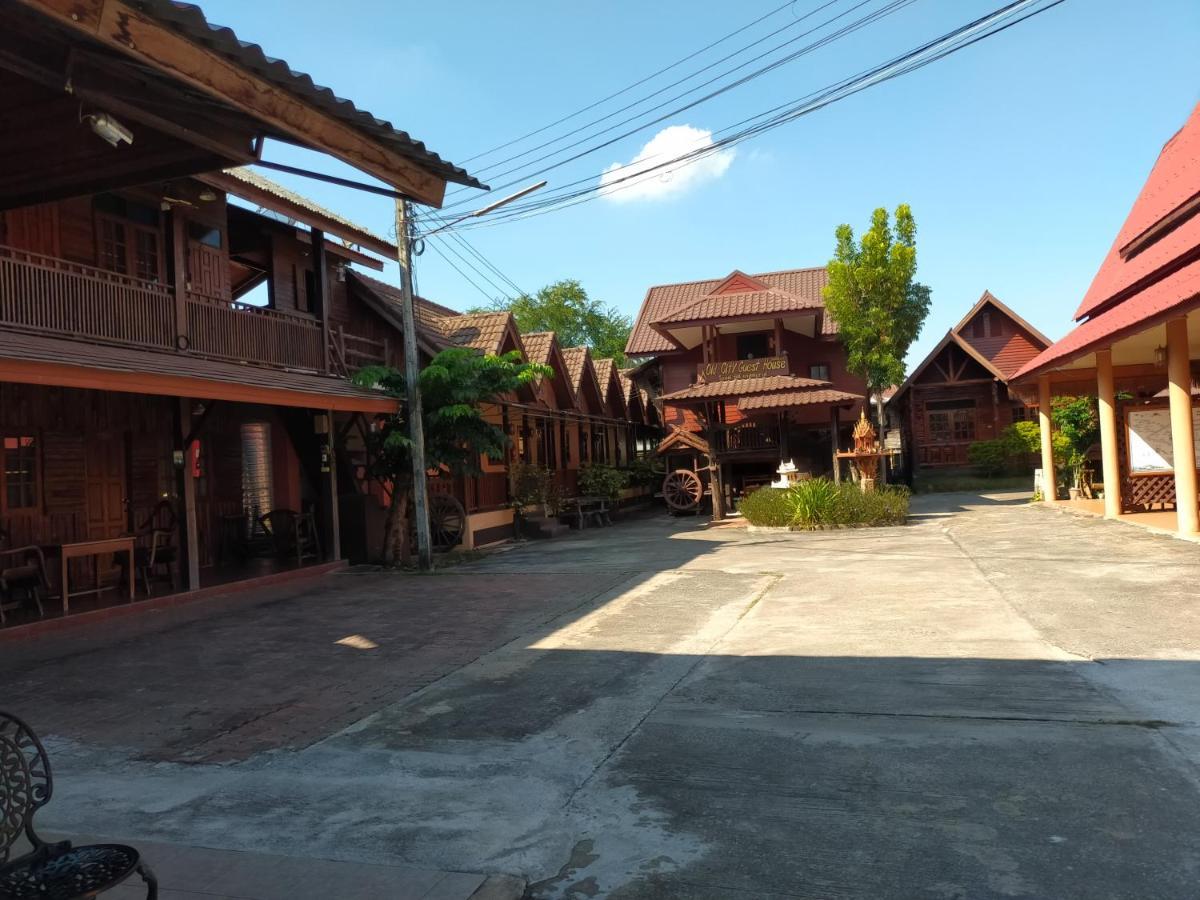 Old City Guest House Sukhothai Exteriör bild